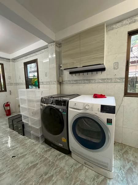Moobaan Tararom Huamark, Bangkok, Tararom Huamark Soi 1, Phlapphla, Wang Thonglang, Bangkok, 3 Bedrooms, 240 sqm, Single Detached House For Rent, by Aphisit Khotudon, 500419224 - DDproperty.com