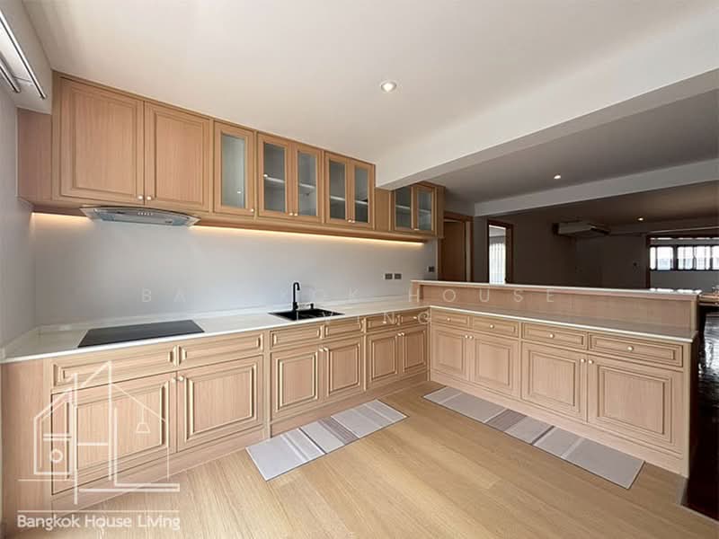 G.S. Housing, Bangkok, Sukhumvit 47, Khlongtoei Nua, Watthana, Bangkok, 3 Bedrooms, 200 sqm, Condo For Rent, by Bangkok House Living, 500419228 - DDproperty.com