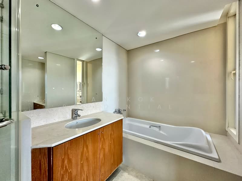 Wilshire Condominium, Bangkok, 80 Soi Sukhimvit 22, Khlong Toei, Bangkok, 3 Bedrooms, 165 sqm, Condo For Sale, by Bangkok Residential, 500419237 - DDproperty.com
