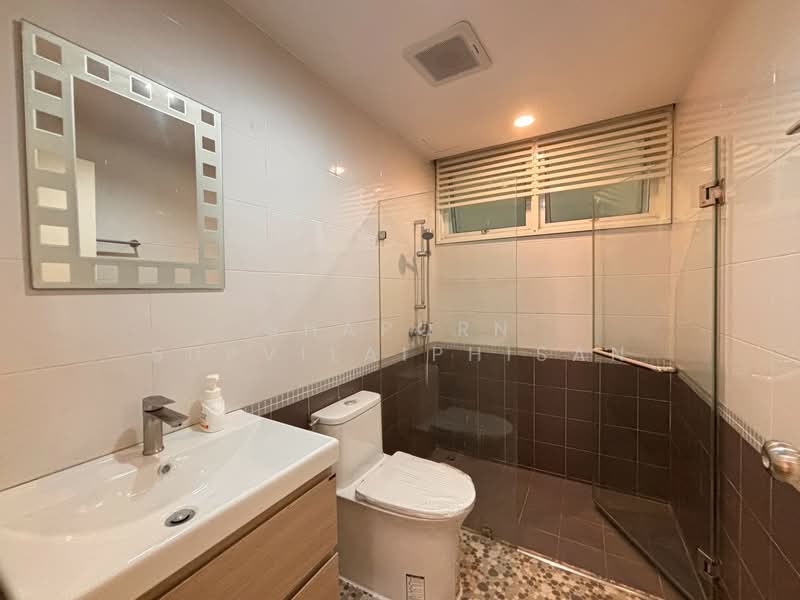 Baan Siri Sukhumvit 10 : บ้านสิริ สุขุมวิท 10, กรุงเทพ, ซอยสุขุมวิท 10, คลองเตย, กรุงเทพ, 89 ตร.ม., คอนโด ขาย, โดย Shaporn Supvilaiphisan, 500419244 - DDproperty.com