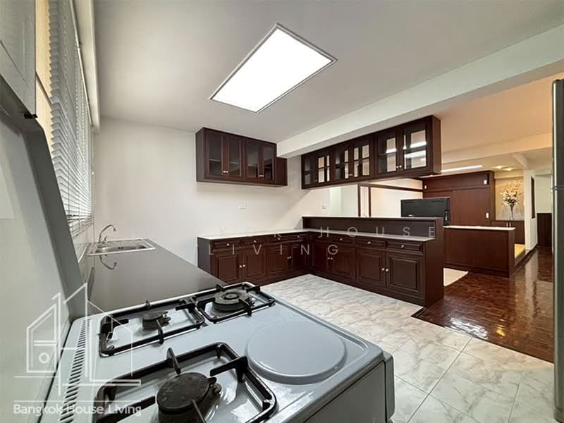 G.S. Housing, Bangkok, Sukhumvit 47, Khlongtoei Nua, Watthana, Bangkok, 2 Bedrooms, 180 sqm, Condo For Rent, by Bangkok House Living, 500419265 - DDproperty.com