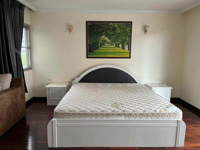 Regent on the Park 1, Bangkok, Soi Sukhumvit 26, Khong Tan, Khlong Toei, Bangkok, 3 Bedrooms, 250 sqm, Condo For Rent, by Pinyada Hantewee, 500419282 - DDproperty.com