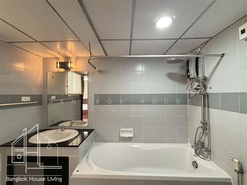 G.S. Housing, Bangkok, Sukhumvit 47, Khlongtoei Nua, Watthana, Bangkok, 3 Bedrooms, 200 sqm, Apartment For Rent, by Bangkok House Living, 500419293 - DDproperty.com