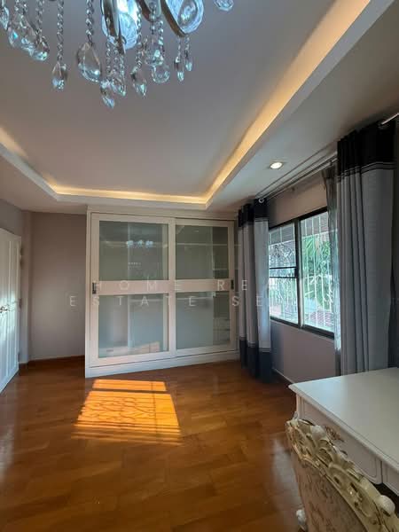 Moobaan Tararom Huamark, Bangkok, Tararom Huamark Soi 1, Phlapphla, Wang Thonglang, Bangkok, 3 Bedrooms, 300 sqm, Single Detached House For Rent, by HOME Real Estate Service, 500419310 - DDproperty.com