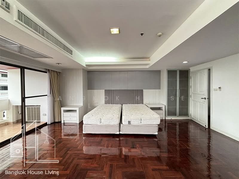 Sethiwan Mansion Sukhumvit 49, Bangkok, Soi Sukhumvit 49, Khlong Tan Nua, Watthana, Bangkok, 3 Bedrooms, 300 sqm, Condo For Rent, by Bangkok House Living, 500419323 - DDproperty.com