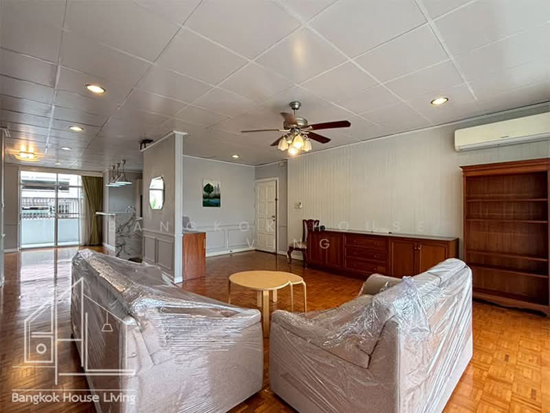 Aramvej Apartment : อร่ามเวศน์ อพาร์ทเม้นท์, กรุงเทพ, 181 ซอย สุขุมวิท 49/11, คลองตันเหนือ, วัฒนา, กรุงเทพ, 260 ตร.ม., คอนโด ให้เช่า, โดย Bangkok House Living, 500419376 - DDproperty.com