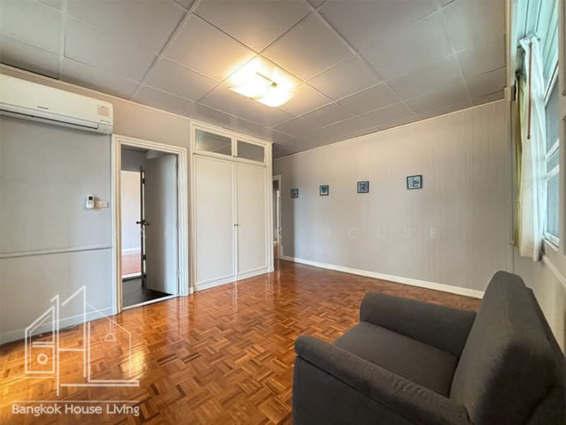 Aramvej Apartment : อร่ามเวศน์ อพาร์ทเม้นท์, กรุงเทพ, 181 ซอย สุขุมวิท 49/11, คลองตันเหนือ, วัฒนา, กรุงเทพ, 260 ตร.ม., คอนโด ให้เช่า, โดย Bangkok House Living, 500419376 - DDproperty.com