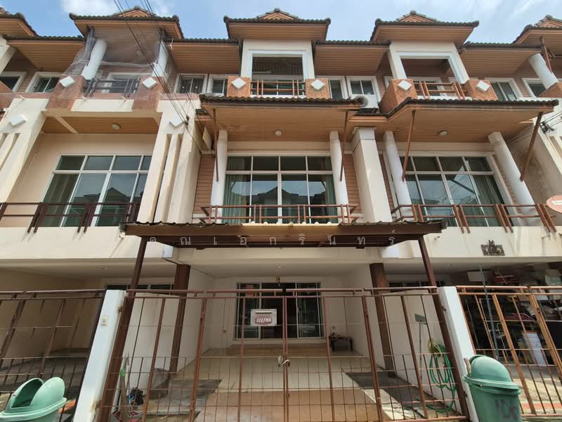 ขายทาวน์โฮม 3 ชั้นครึ่ง หมู่บ้านรินรดา ทำเลดี เดินทางสะดวก, สมุทรสาคร, บางหญ้าแพรก, เมืองสมุทรสาคร, สมุทรสาคร, 150 ตร.ม., ทาวน์เฮ้าส์ ขาย, โดย คุณเอกรินทร์, 500419390 - DDproperty.com
