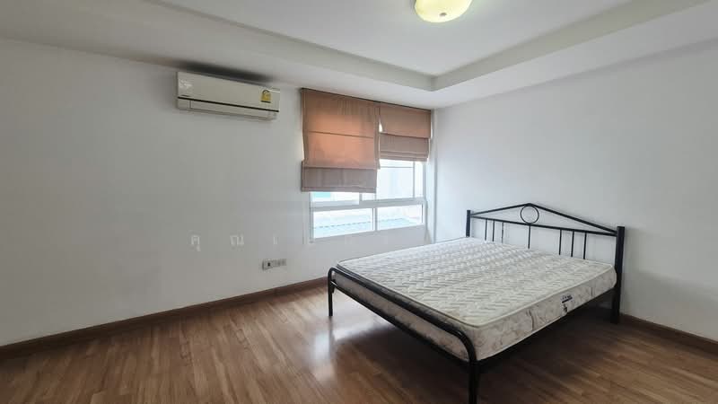ขายทาวน์โฮม 3 ชั้นครึ่ง หมู่บ้านรินรดา ทำเลดี เดินทางสะดวก, สมุทรสาคร, บางหญ้าแพรก, เมืองสมุทรสาคร, สมุทรสาคร, 150 ตร.ม., ทาวน์เฮ้าส์ ขาย, โดย คุณเอกรินทร์, 500419390 - DDproperty.com