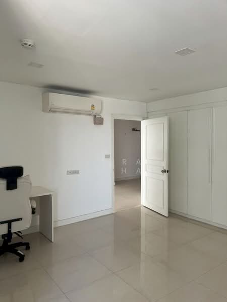 President Park Sukhumvit 24, Bangkok, 99 Sukhumvit 24 Alley, Khlongtoei Nua, Watthana, Bangkok, 3 Bedrooms, 223 sqm, Condo For Sale, by Jurarat Srichat, 500419392 - DDproperty.com