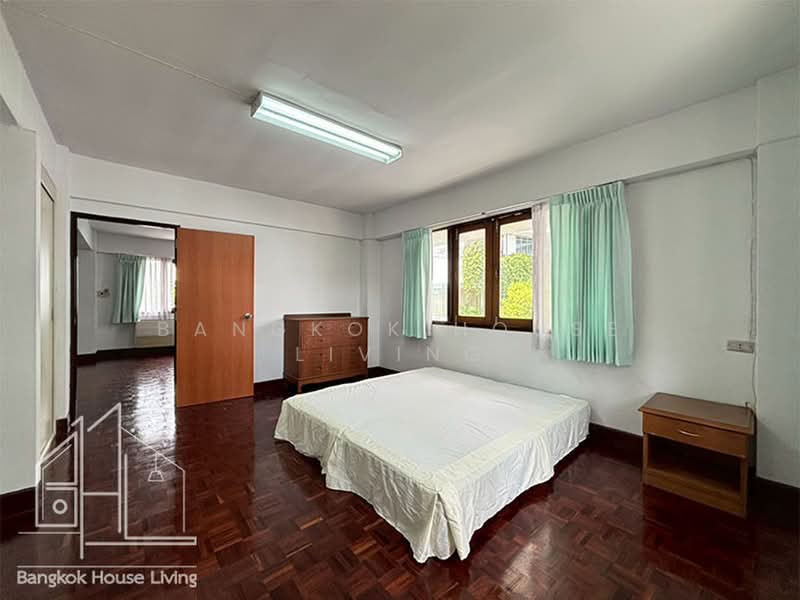 G.S.Mansion, Bangkok, 1 Sukhumvit 35 Alley, Khlong Tan Nua, Watthana, Bangkok, 2 Bedrooms, 180 sqm, Condo For Rent, by Bangkok House Living, 500419401 - DDproperty.com