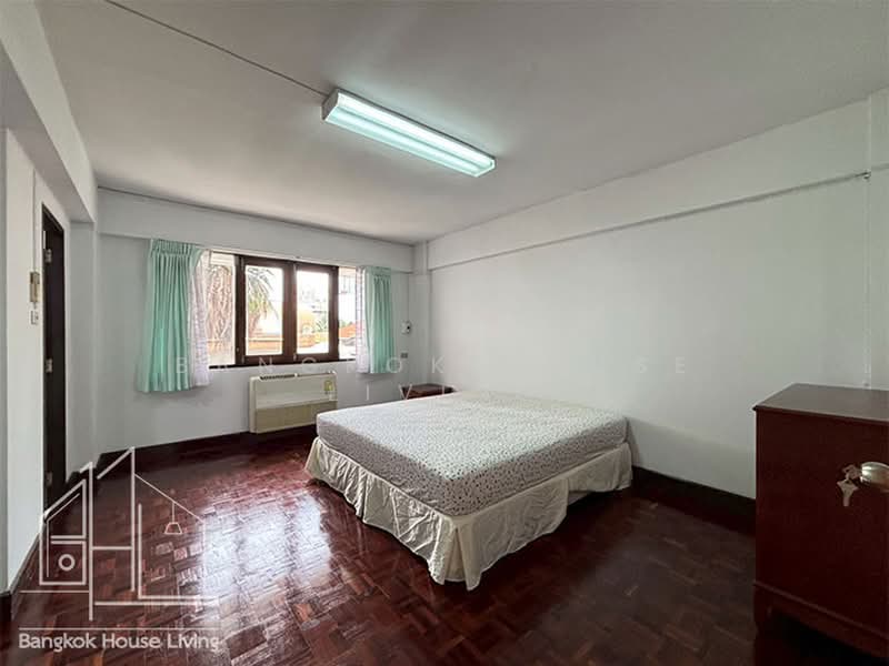 G.S.Mansion, Bangkok, 1 Sukhumvit 35 Alley, Khlong Tan Nua, Watthana, Bangkok, 2 Bedrooms, 180 sqm, Condo For Rent, by Bangkok House Living, 500419401 - DDproperty.com
