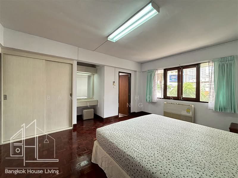 G.S.Mansion, Bangkok, 1 Sukhumvit 35 Alley, Khlong Tan Nua, Watthana, Bangkok, 2 Bedrooms, 180 sqm, Condo For Rent, by Bangkok House Living, 500419401 - DDproperty.com