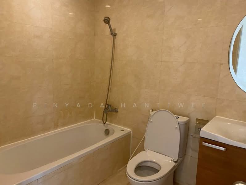 Acadamia Grand Tower, Bangkok, Soi Sukhumvit 43, Khlong Tan Nua, Watthana, Bangkok, 2 Bedrooms, 92 sqm, Condo For Rent, by Pinyada Hantewee, 500419404 - DDproperty.com