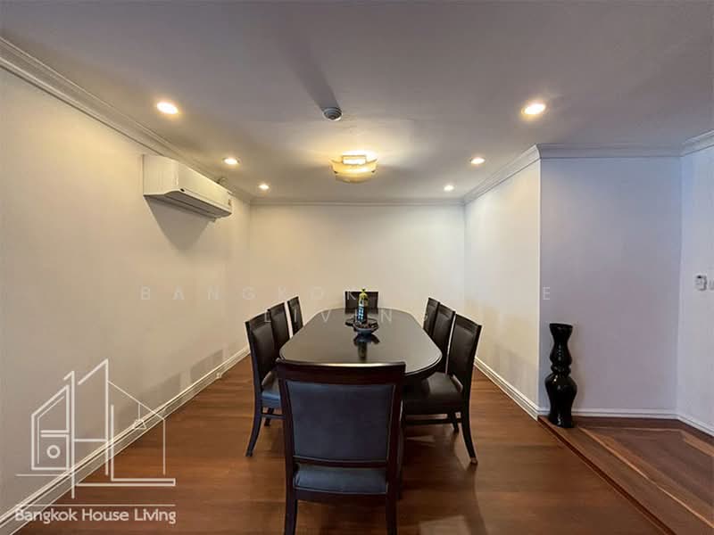 Baan Sawasdee, Bangkok, 42-1 Soi Sukhumvit 31, Khlongtoei Nua, Watthana, Bangkok, 3 Bedrooms, 278 sqm, Condo For Rent, by Bangkok House Living, 500419442 - DDproperty.com