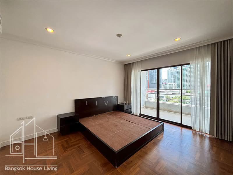 Baan Sawasdee, Bangkok, 42-1 Soi Sukhumvit 31, Khlongtoei Nua, Watthana, Bangkok, 3 Bedrooms, 278 sqm, Condo For Rent, by Bangkok House Living, 500419442 - DDproperty.com