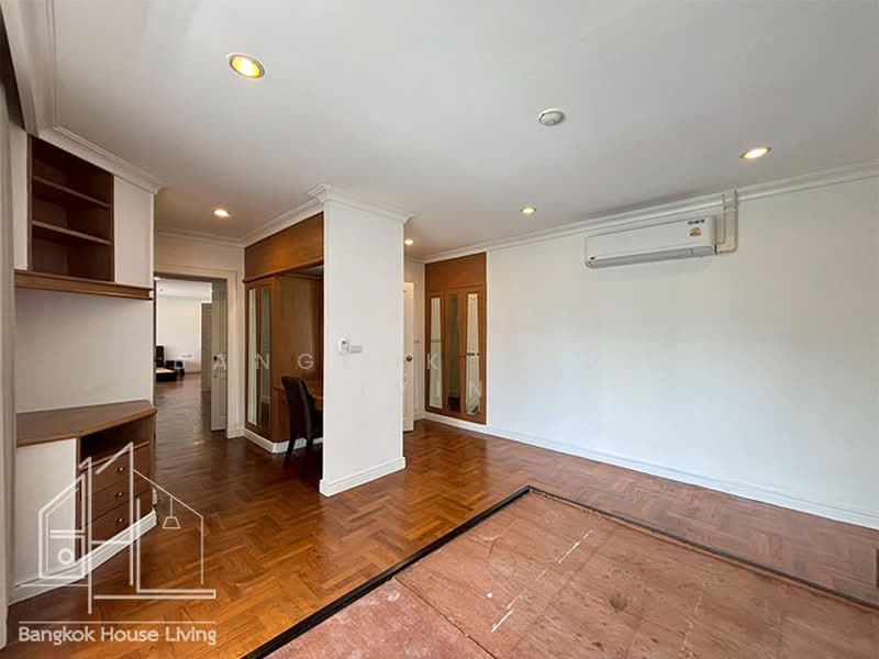 Baan Sawasdee, Bangkok, 42-1 Soi Sukhumvit 31, Khlongtoei Nua, Watthana, Bangkok, 3 Bedrooms, 278 sqm, Condo For Rent, by Bangkok House Living, 500419442 - DDproperty.com