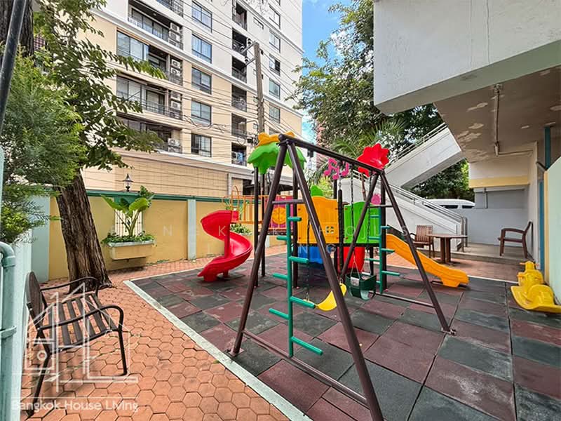 Baan Sawasdee, Bangkok, 42-1 Soi Sukhumvit 31, Khlongtoei Nua, Watthana, Bangkok, 3 Bedrooms, 278 sqm, Condo For Rent, by Bangkok House Living, 500419442 - DDproperty.com