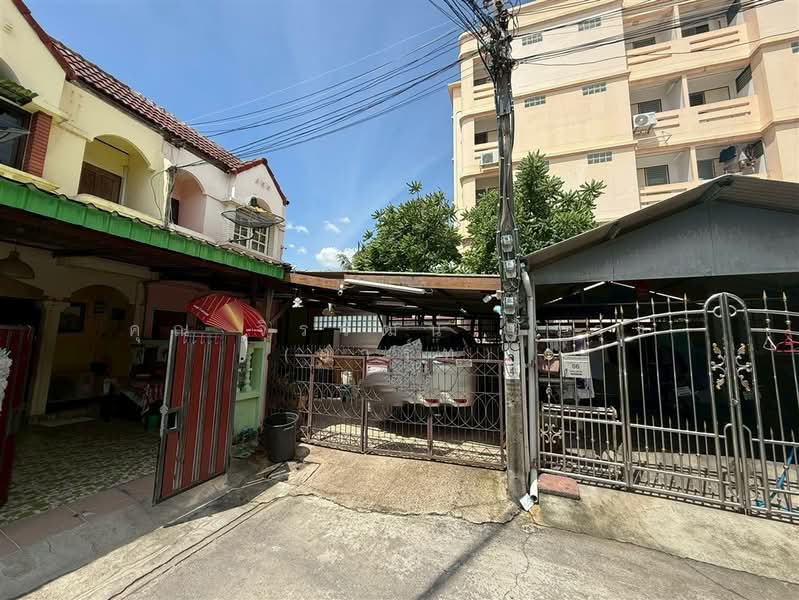 ทาวน์เฮ้าส์ 2 ชั้น 28 ตร.ว. ทาวน์เฮ้าส์ ซอยนาคนิวาส48 แยก14 -10, Bangkok, ถนนนาคนิวาส, Lat Phrao, Bangkok, 4 Bedrooms, 120 sqm, Townhouse For Sale, by คุณ จิรวัฒน์ บัวรุ่ง (อาร์ท), 500419477 - DDproperty.com