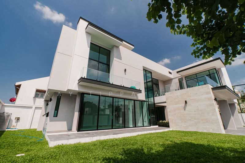 The Master Ekkamai-Ramintra, Bangkok, Soi Ramintra 39, Tha Rang, Bang Khen, Bangkok, 4 Bedrooms, 660 sqm, Single Detached House For Sale, by Kay Tippayanet, 500419478 - DDproperty.com