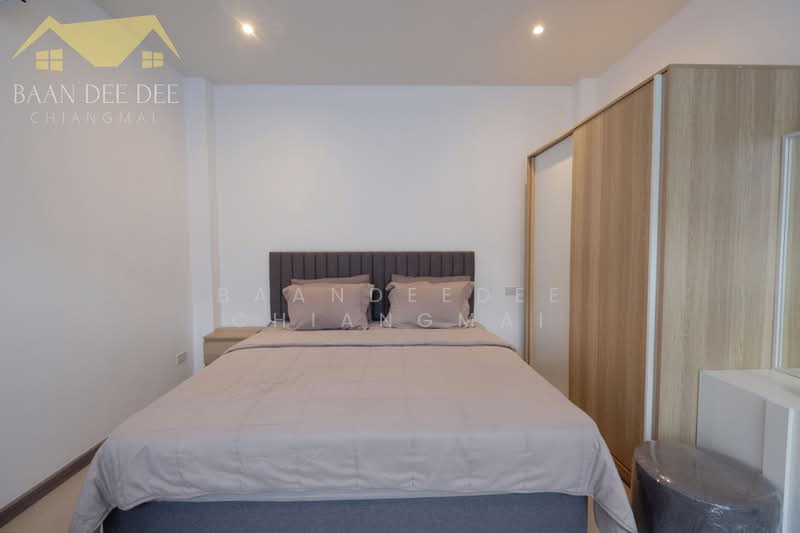 Luxury Pool Villa for Rent near Jedyord plaza, Chiang Mai Rental Price: 68,000 THB / month No.2P005, Chiang Mai, Chang Phuak, Muang Chiang Mai, Chiang Mai, 4 Bedrooms, 180 sqm, Single Detached House For Rent, by Baandeedee Chiangmai, 500419553 - DDproperty.com