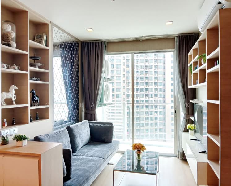 Sky Walk Residences, Bangkok, 1599 Sukhumvit Road, Phra Kanong Nua, Watthana, Bangkok, 1 Bedroom, 51 sqm, Condo For Rent, by Boonraksa Sopak, 500419561 - DDproperty.com
