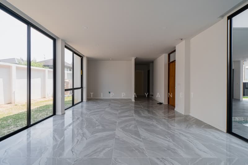 The Master Ekkamai-Ramintra, Bangkok, Soi Ramintra 39, Tha Rang, Bang Khen, Bangkok, 4 Bedrooms, 660 sqm, Single Detached House For Sale, by Kay Tippayanet, 500419602 - DDproperty.com