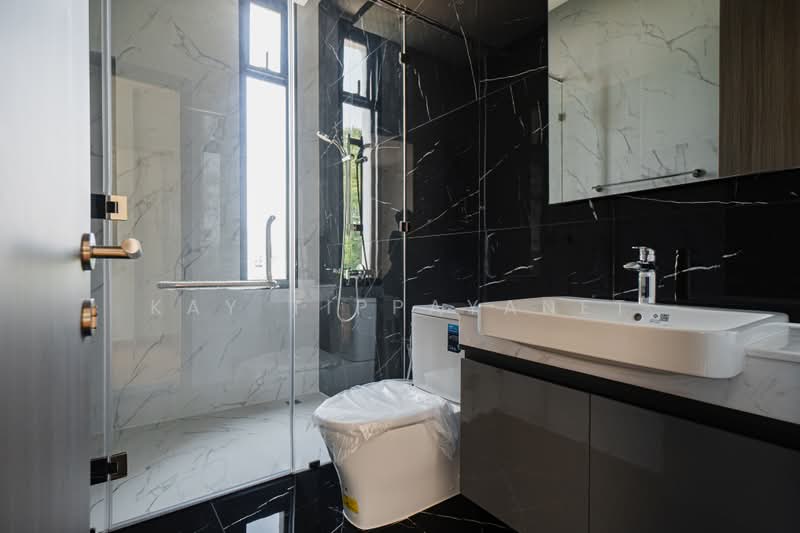The Master Ekkamai-Ramintra, Bangkok, Soi Ramintra 39, Tha Rang, Bang Khen, Bangkok, 4 Bedrooms, 660 sqm, Single Detached House For Sale, by Kay Tippayanet, 500419602 - DDproperty.com