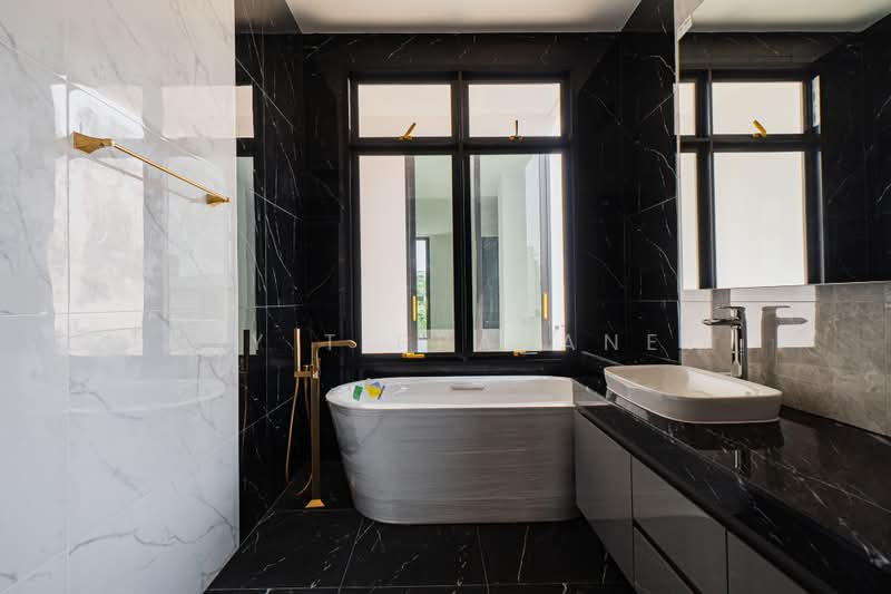 The Master Ekkamai-Ramintra, Bangkok, Soi Ramintra 39, Tha Rang, Bang Khen, Bangkok, 4 Bedrooms, 660 sqm, Single Detached House For Sale, by Kay Tippayanet, 500419602 - DDproperty.com