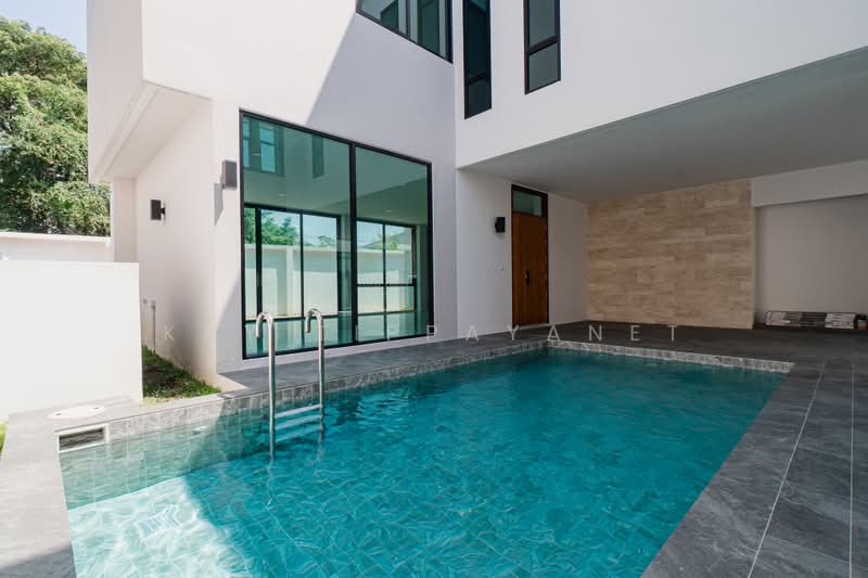 The Master Ekkamai-Ramintra, Bangkok, Soi Ramintra 39, Tha Rang, Bang Khen, Bangkok, 4 Bedrooms, 660 sqm, Single Detached House For Sale, by Kay Tippayanet, 500419602 - DDproperty.com