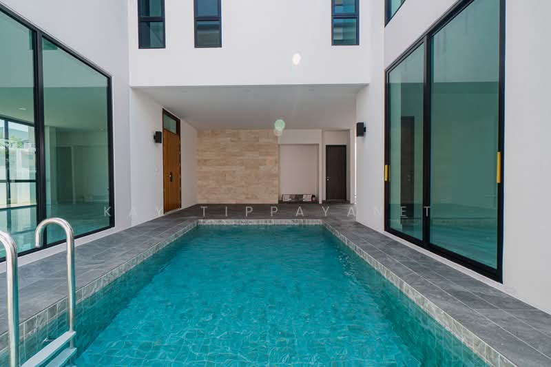 The Master Ekkamai-Ramintra, Bangkok, Soi Ramintra 39, Tha Rang, Bang Khen, Bangkok, 4 Bedrooms, 660 sqm, Single Detached House For Sale, by Kay Tippayanet, 500419602 - DDproperty.com