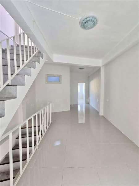 อาคารพาณิชย์ 3 ชั้น 17.4 ตร.ว. อาคารพาณิชย์ ตรงข้ามโรงแรมบ้านโบราณ ถนนราชดำเนินใน, กรุงเทพ, ถนนราชดำเนินใน, ศาลเจ้าพ่อเสือ, พระนคร, กรุงเทพ, 150 ตร.ม., ตึกแถว-อาคารพาณิชย์ ขาย, โดย คุณ ณภัชนันท์ อินชญาดา (เจณ), 500419645 - DDproperty.com