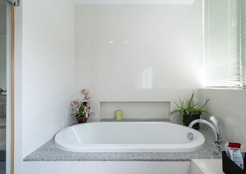 Millennium Residence, Bangkok, Sukhumvit Road, Khlong Toei, Bangkok, 3 Bedrooms, 147 sqm, Condo For Rent, by Farida Phetnuam, 500419708 - DDproperty.com