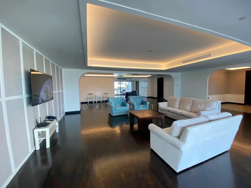 Jaspal’s Residential I, Bangkok, 34 Soi Sukhumvit 23, Khlongtoei Nua, Watthana, Bangkok, 4 Bedrooms, 365 sqm, Apartment For Rent, by Farida Phetnuam, 500419715 - DDproperty.com