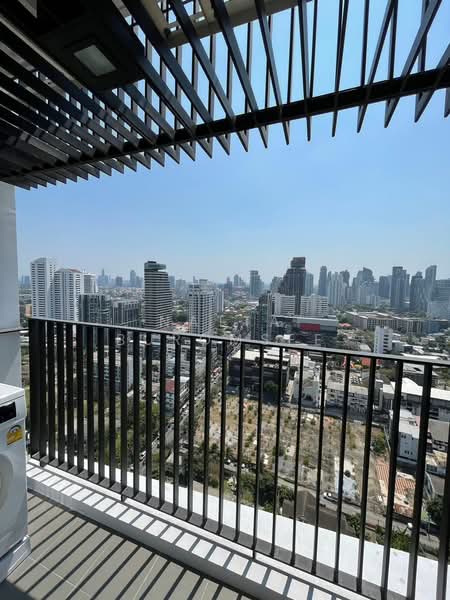 XT Ekkamai, Bangkok, 259 Soi Sukhumvit 63, Khlong Tan Nua, Watthana, Bangkok, 1 Bedroom, 30 sqm, Condo For Rent, by Natta Buromsee, 500419718 - DDproperty.com