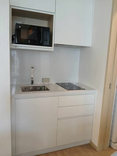 Noble State 39, Bangkok, 35 Soi Sukhumvit 39, Khlong Tan Nua, Watthana, Bangkok, 1 Bedroom, 42 sqm, Condo For Rent, by Farida Phetnuam, 500419731 - DDproperty.com