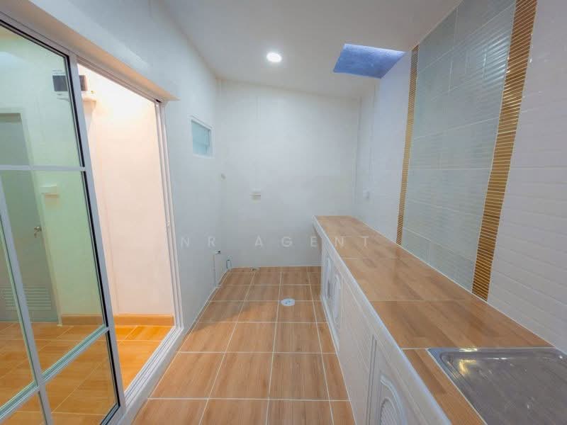 หมู่บ้านจิตรณรงค์การ์เด้นเฮาส์, Nonthaburi, Bang Krang, Muang Nonthaburi, Nonthaburi, 3 Bedrooms, 100 sqm, Townhouse For Sale, by NR AGENT, 500419778 - DDproperty.com