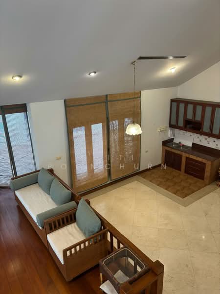 Detached House in Chatuchak, Bangkok, Chan Kasem, Chatuchak, Bangkok, 2 Bedrooms, 200 sqm, Single Detached House For Rent, by Thiti Boonchurn, 500419784 - DDproperty.com