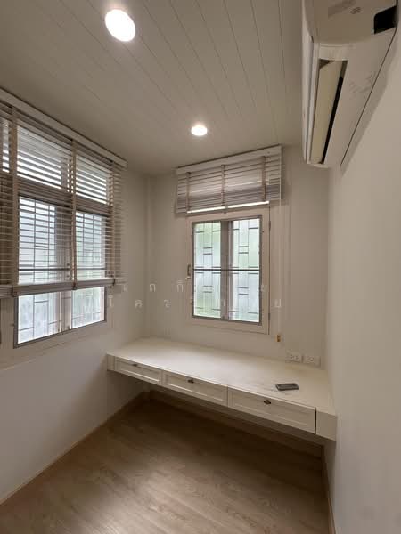 House to rent sukhumvit12, Bangkok, สุขุมวิท12, Khlong Toei, Bangkok, 5 Bedrooms, 250 sqm, Single Detached House For Rent, by เถกิงชัย โคววิกกัย, 500419816 - DDproperty.com