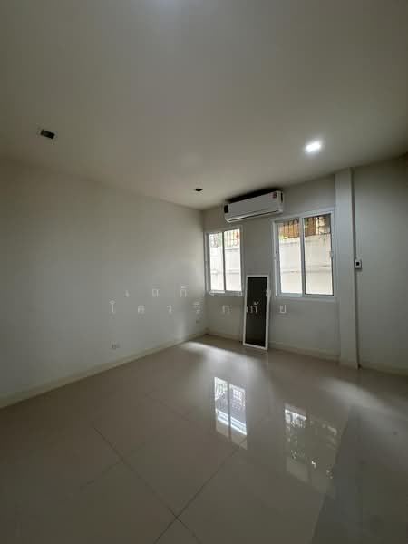 บ้านเดี่ยว สุขุมวิท12, กรุงเทพ, สุขุมวิท12, คลองเตย, กรุงเทพ, 250 ตร.ม., บ้านเดี่ยว ให้เช่า, โดย เถกิงชัย โคววิกกัย, 500419816 - DDproperty.com