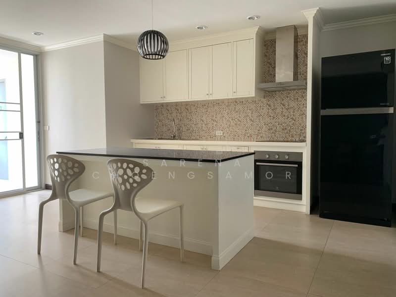 Newton Tower, Bangkok, Soi Sukhumvit 6, Khlong Toei, Bangkok, 3 Bedrooms, 190 sqm, Condo For Rent, by Sarena Choengsamor, 500419832 - DDproperty.com