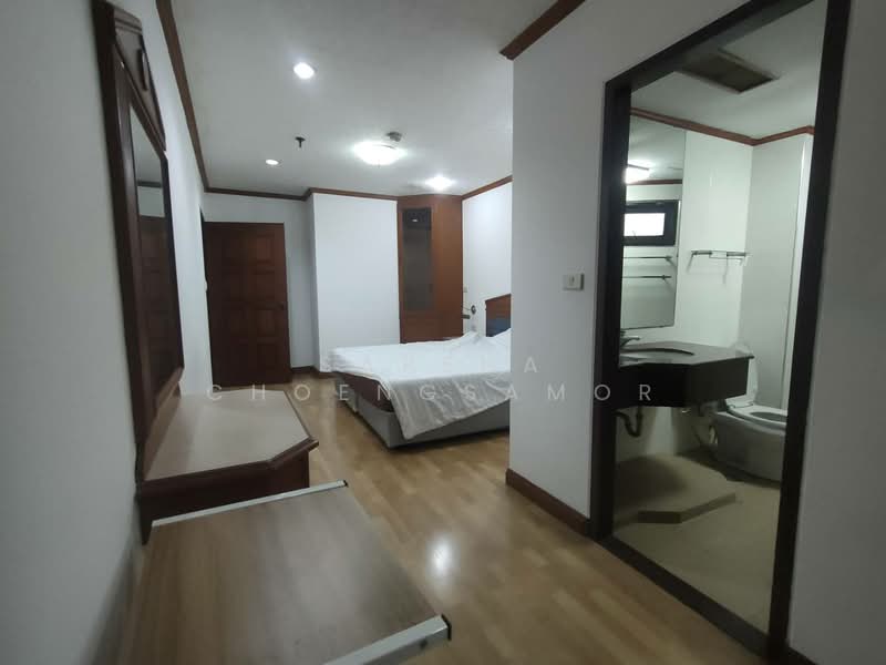 Fifty Fifth Tower, Bangkok, 84 Soi Sukhumvit 55, Sukhumvit Road, Khlong Tan Nua, Watthana, Bangkok, 3 Bedrooms, 196 sqm, Condo For Rent, by Sarena Choengsamor, 500419861 - DDproperty.com
