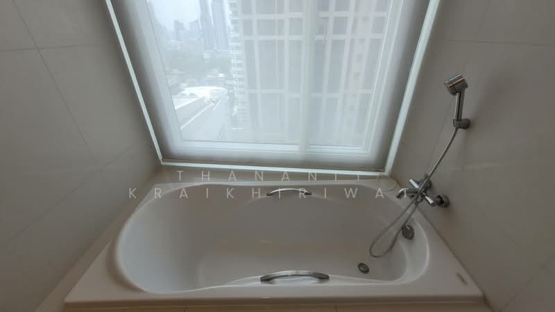 39 by Sansiri, Bangkok, 11 Sukhumvit Road, Khlong Tan Nua, Watthana, Bangkok, 1 Bedroom, 57 sqm, Condo For Sale, by Thananit Kraikhiriwat, 500419900 - DDproperty.com