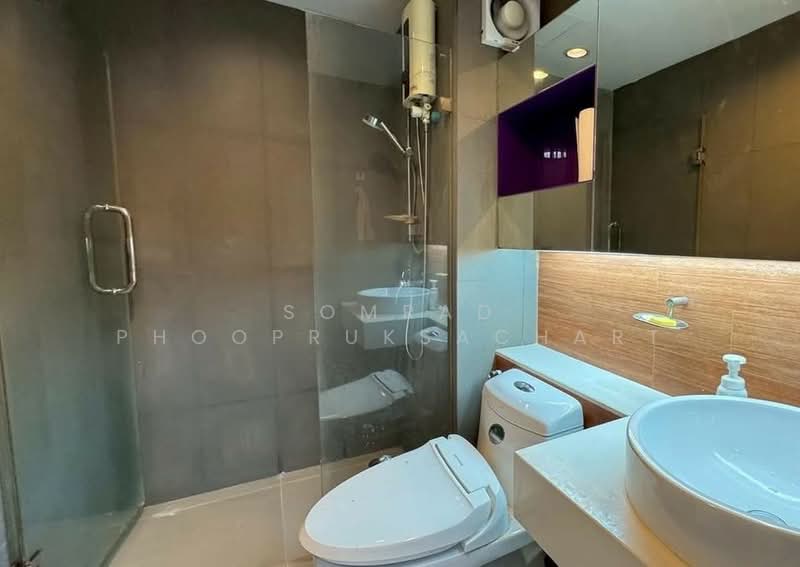 Chateau In Town Phaholyothin 11, Bangkok, Phaholyothin, Samsen Nai, Phaya Thai, Bangkok, 1 Bedroom, 45 sqm, Condo For Sale, by Somrad Phoopruksachart, 500419907 - DDproperty.com