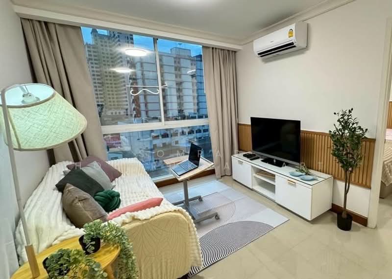 Chateau In Town Phaholyothin 11, Bangkok, Phaholyothin, Samsen Nai, Phaya Thai, Bangkok, 1 Bedroom, 45 sqm, Condo For Sale, by Somrad Phoopruksachart, 500419907 - DDproperty.com