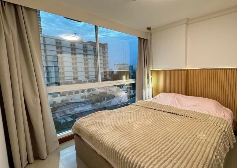Chateau In Town Phaholyothin 11, Bangkok, Phaholyothin, Samsen Nai, Phaya Thai, Bangkok, 1 Bedroom, 45 sqm, Condo For Sale, by Somrad Phoopruksachart, 500419907 - DDproperty.com
