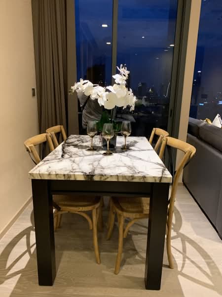 The Esse Asoke, Bangkok, 333 Soi Sukhumvit 21, Sukhumvit Road, Khlongtoei Nua, Watthana, Bangkok, 2 Bedrooms, 75 sqm, Condo For Rent, by Pattada Letikul, 500419991 - DDproperty.com