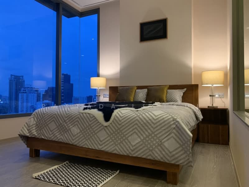 The Esse Asoke, Bangkok, 333 Soi Sukhumvit 21, Sukhumvit Road, Khlongtoei Nua, Watthana, Bangkok, 2 Bedrooms, 75 sqm, Condo For Rent, by Pattada Letikul, 500419991 - DDproperty.com
