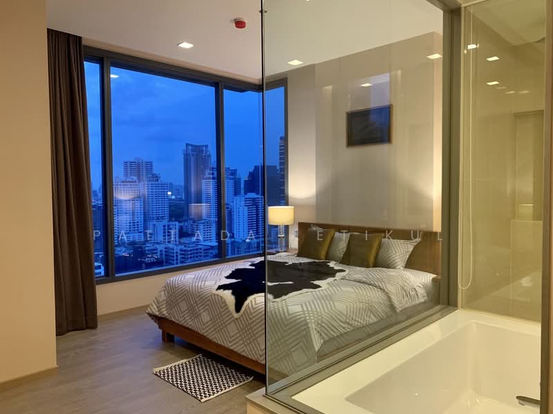 The Esse Asoke, Bangkok, 333 Soi Sukhumvit 21, Sukhumvit Road, Khlongtoei Nua, Watthana, Bangkok, 2 Bedrooms, 75 sqm, Condo For Rent, by Pattada Letikul, 500419991 - DDproperty.com