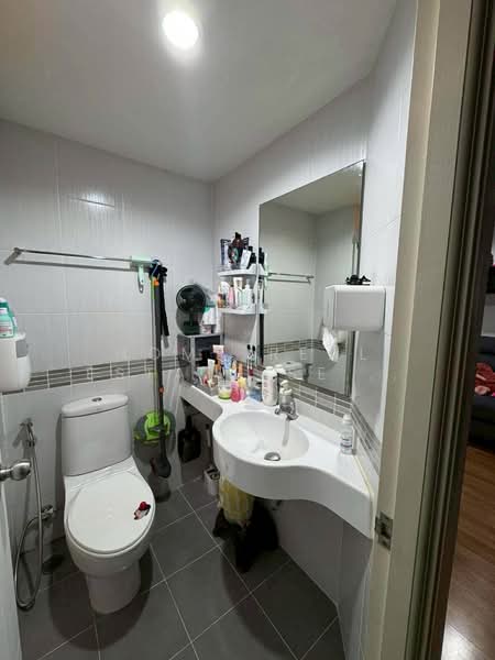 Lumpini Park Rama 9-Ratchada, Bangkok, 888 Chaturathit Road, Bang Kapi, Huai Khwang, Bangkok, 1 Bedroom, 27 sqm, Condo For Sale, by HOME Real Estate Service, 500420002 - DDproperty.com